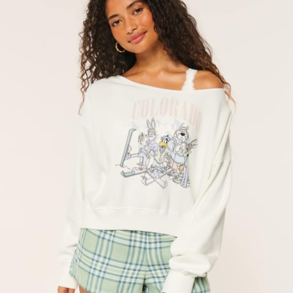 Women's White Graphic Sweater